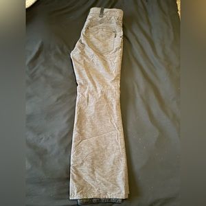 Brand new Aperture men’s snowboarding pants